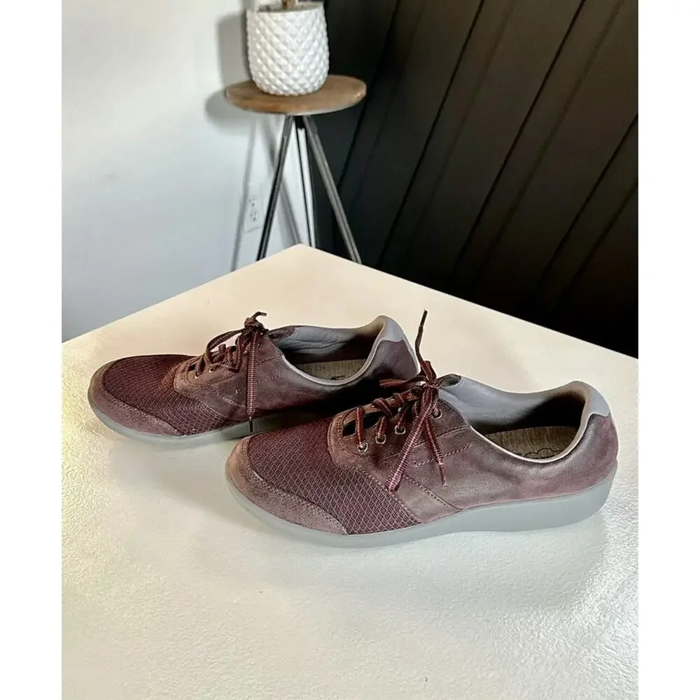 Clarks CloudSteppers Sillian Emma Size 10 Women's Purple Casual Shoes